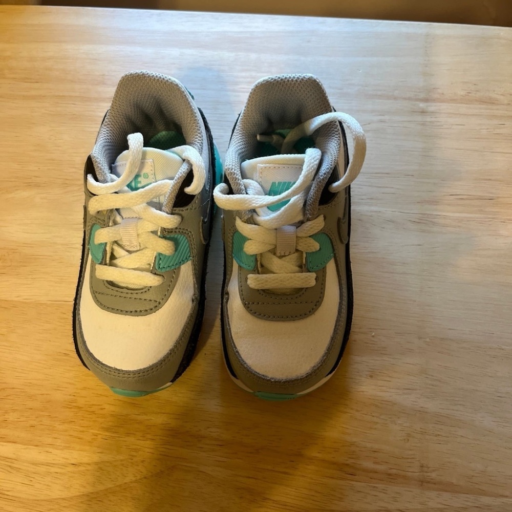 Nike air max 90 toddler girl shoes